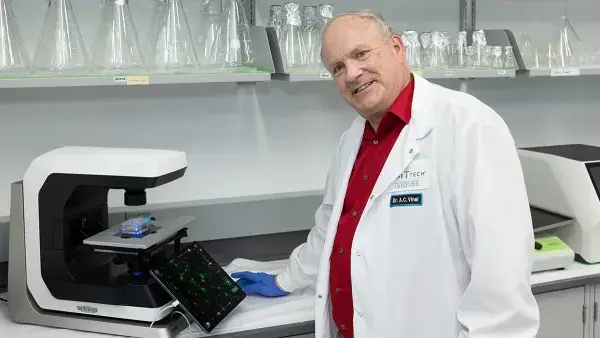 Biotechnology Associate Professor Drew Vinal in the lab
